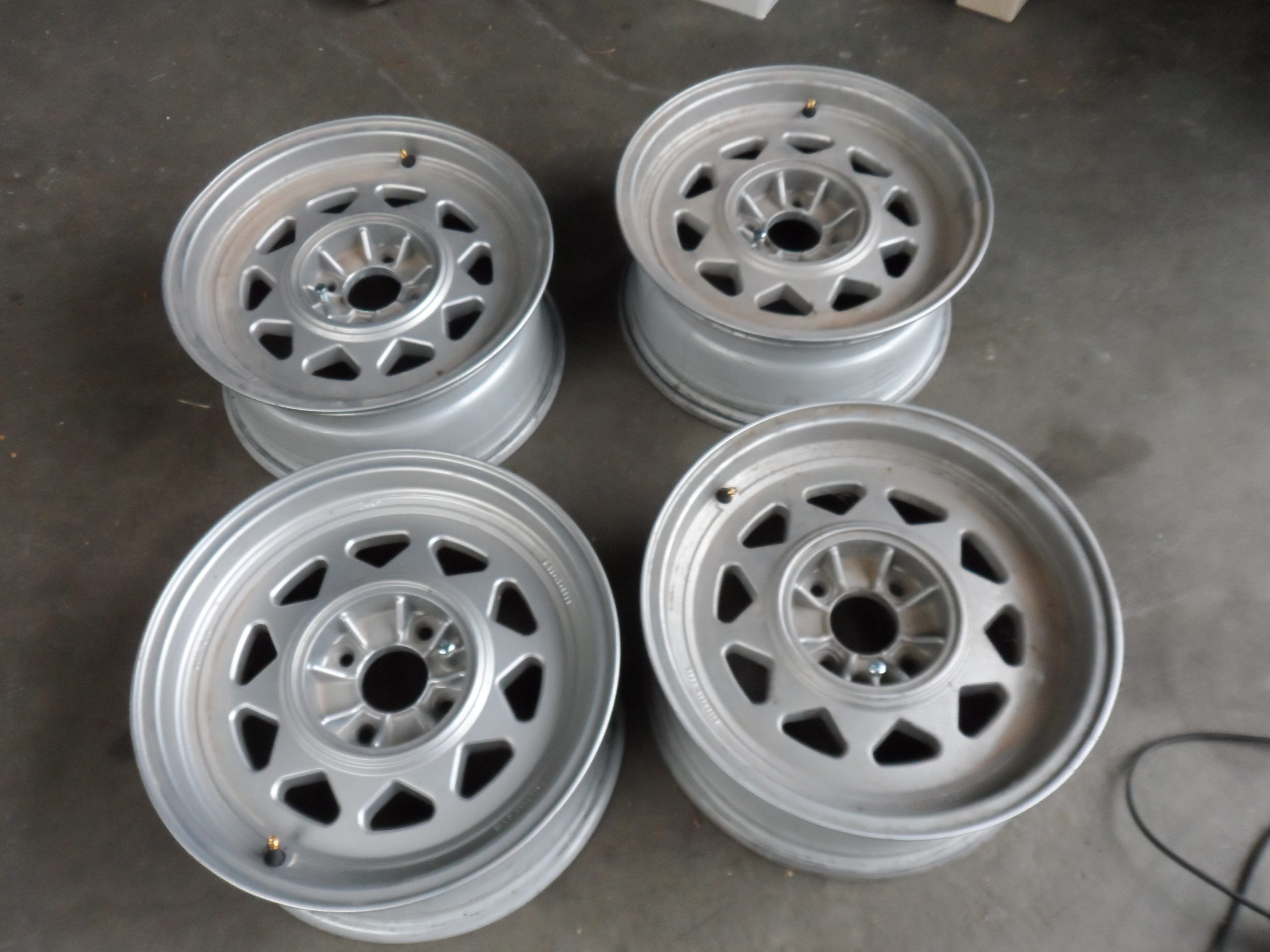 Read more about the article Caterham “Prisoner” wheels (4) 15″